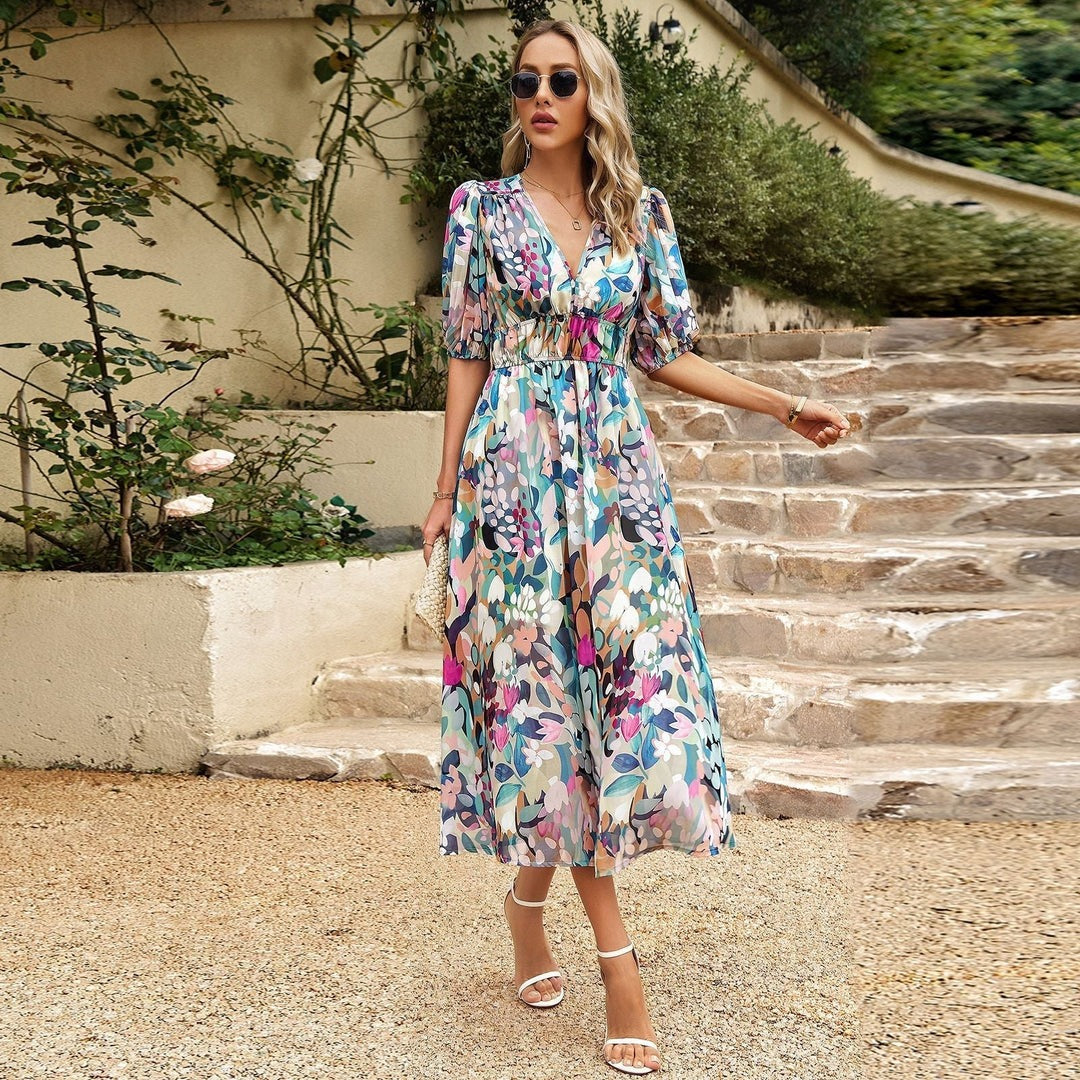 Leonie - Blüten Chic Midi-Kleid